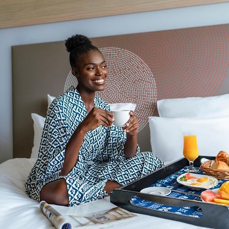 Novotel Abidjan Plateau Esterno foto