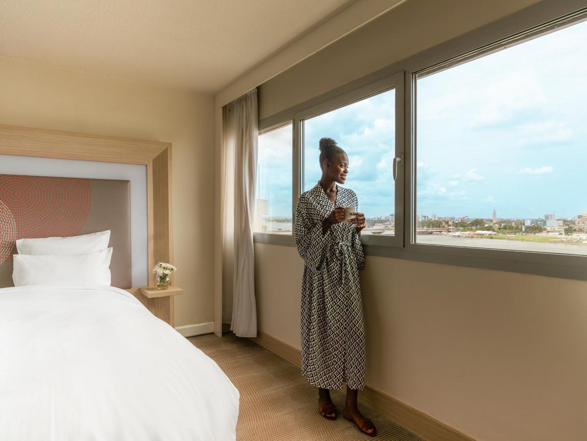 Novotel Abidjan Plateau Esterno foto