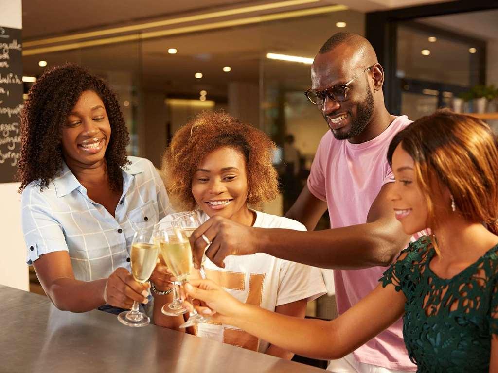 Novotel Abidjan Plateau Ristorante foto
