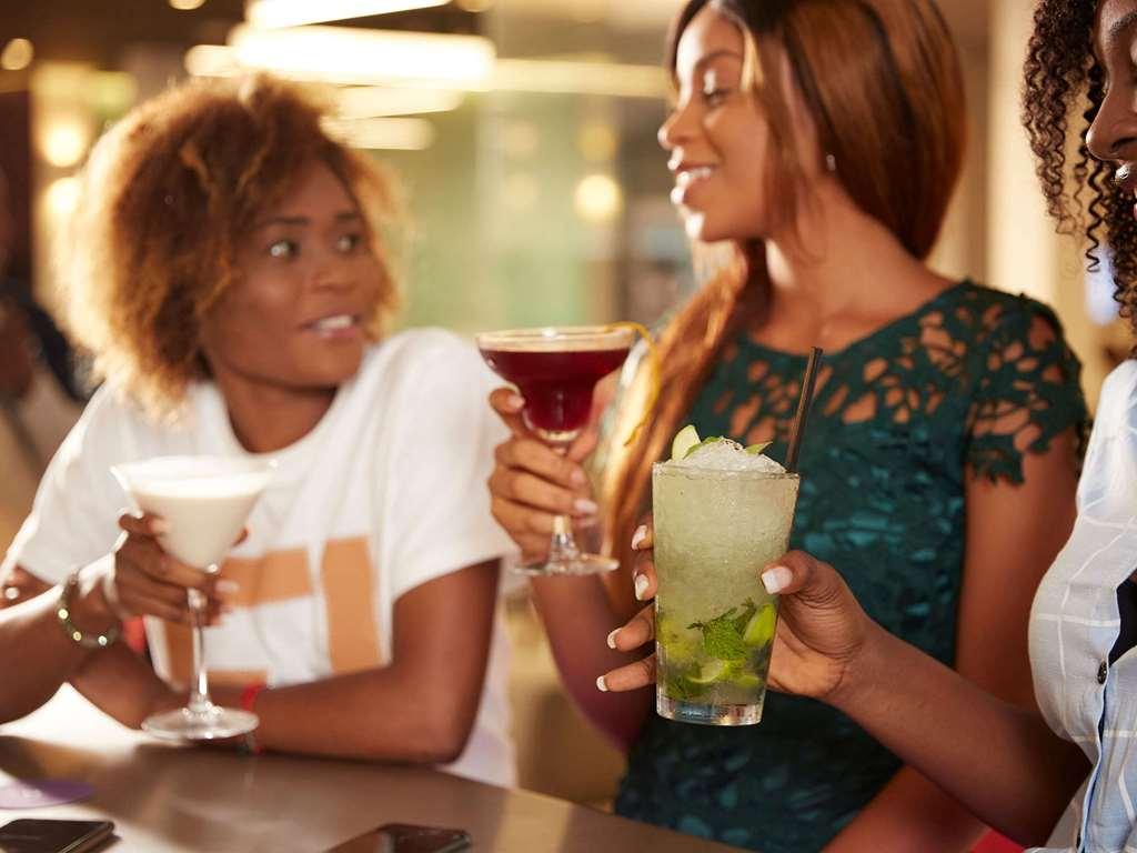 Novotel Abidjan Plateau Ristorante foto